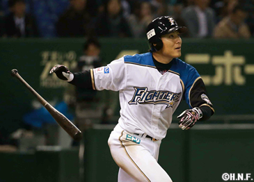 田中賢介選手による社会貢献活動「2016年ピンクリボンプロジェクト」を