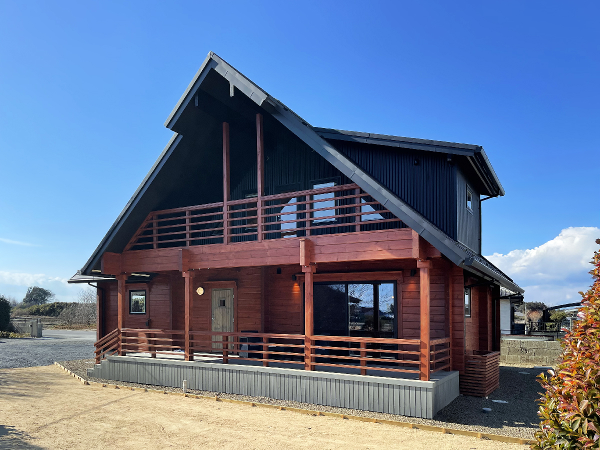 拘りの住宅ログハウスが完成！ ｜ ログハウスのビックボックス