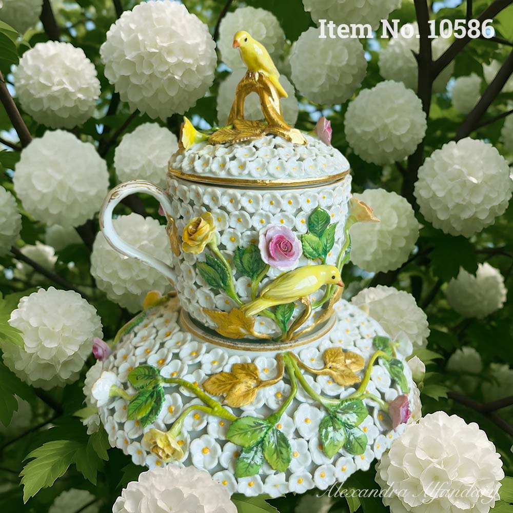 Antique Meissen Porcelain for private collectors and dealers