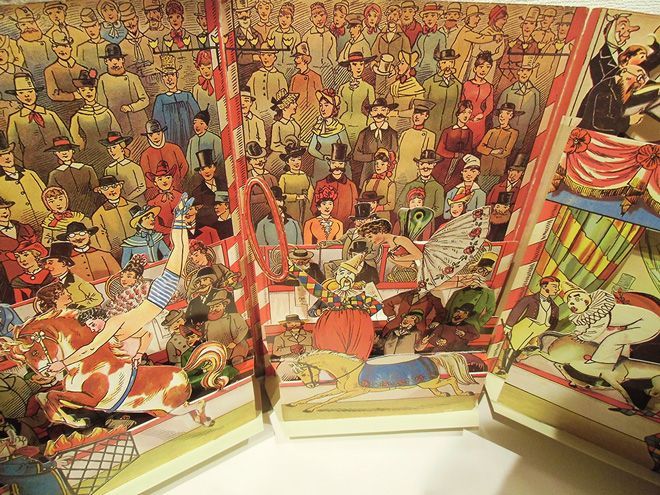 International Circus / ドイツなど海外の新書や古書絵本のフィネサ
