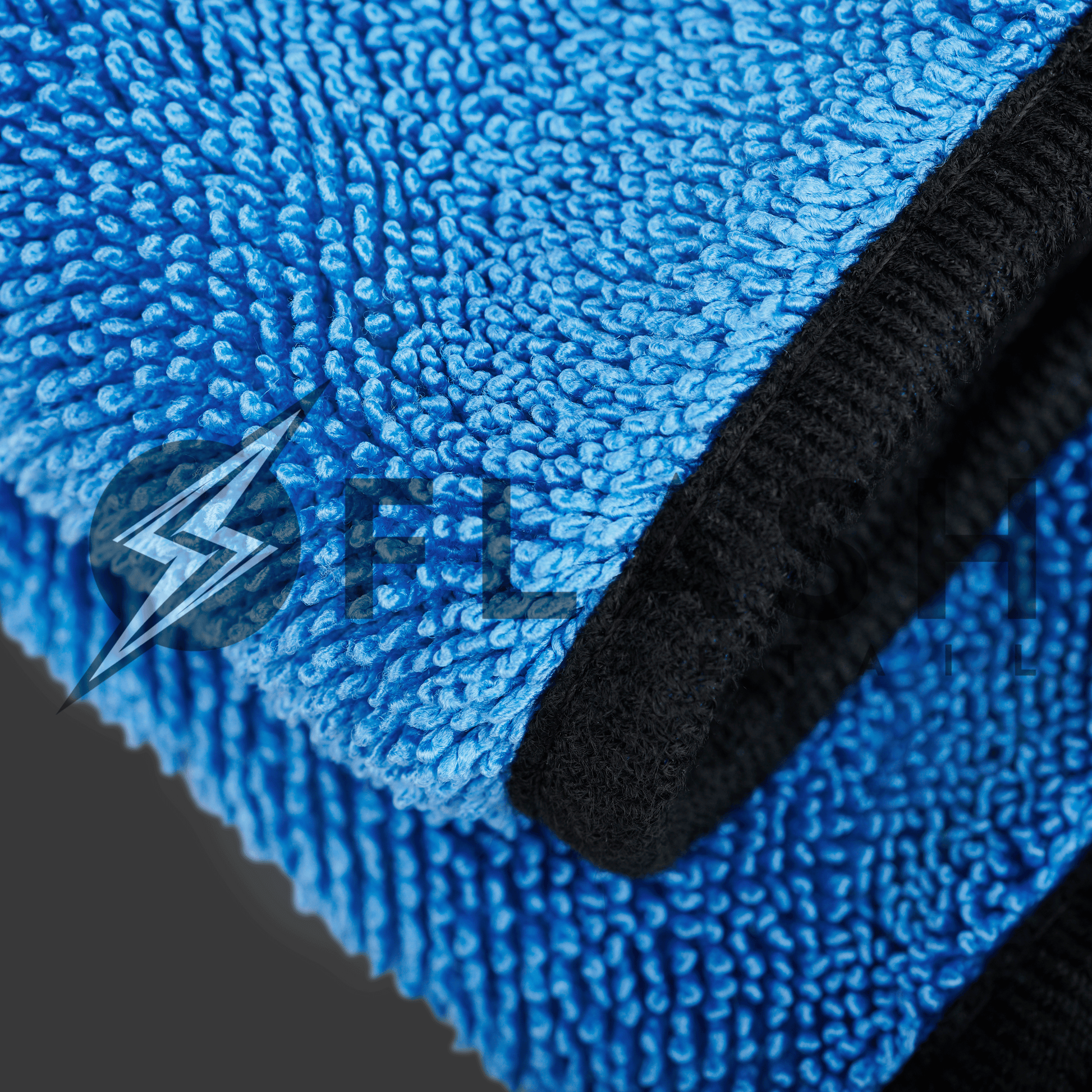 THE FLASH DETAIL TOWEL - The easiest way to dry your car