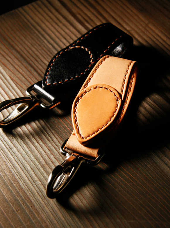 多脂革 キーホルダー FN-K5K2-4 | THE FLAT HEAD