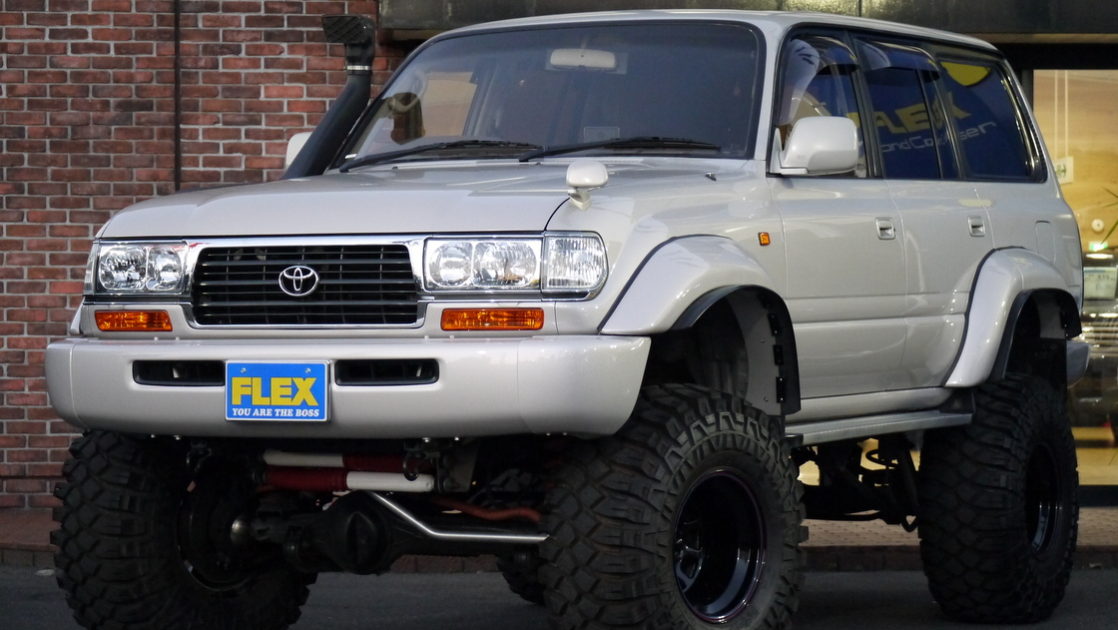 車好き必見】カスタム多数、限界までリフトアップされた最終型のトヨタ