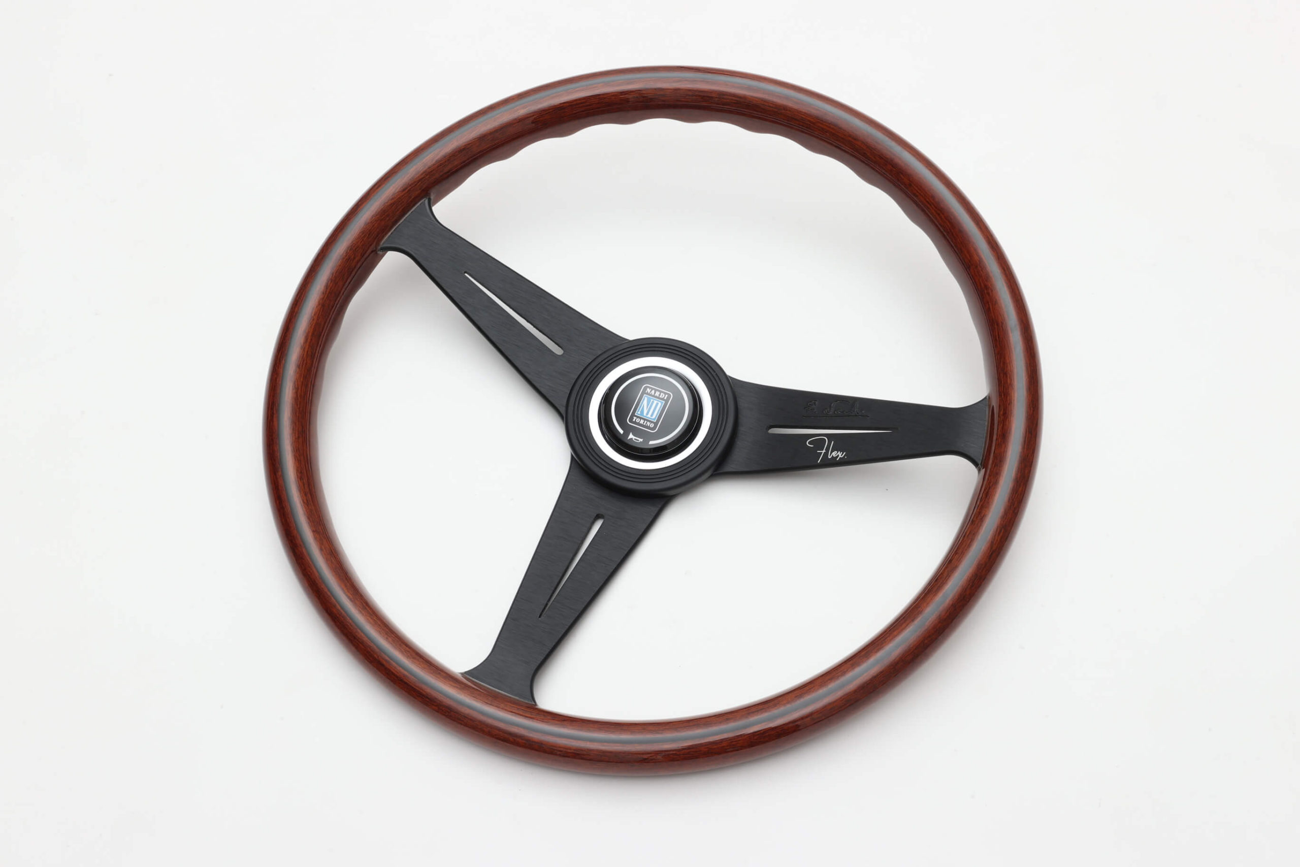 車好きがこだわる】NARDIコラボステアリング クラシックウッド
