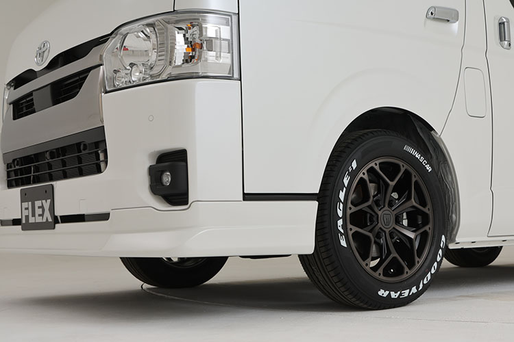 先行予約受付中！ハイエース専用新作ホイール「BARBERO STYLING HEX