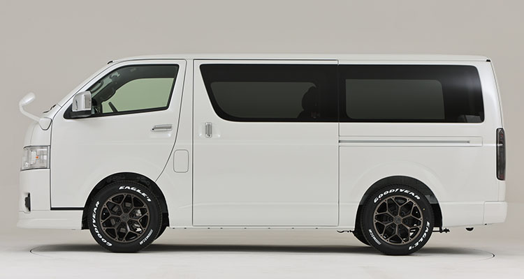 先行予約受付中！ハイエース専用新作ホイール「BARBERO STYLING HEX