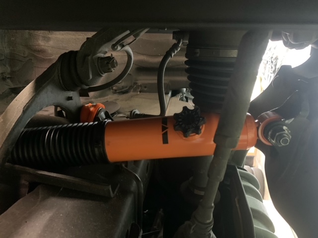 200系 ハイエース UI VEHICLE （ユーアイビークル） 乗り心地改善