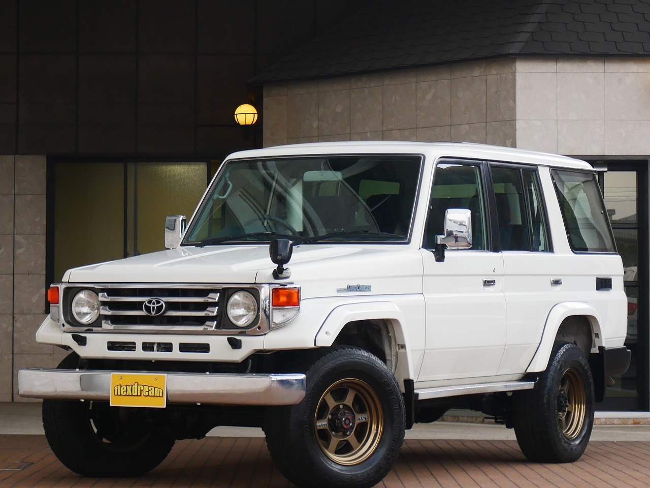 ランクル76 最上級グレードZX 入庫しました(^^)/｜ランクル専門店の