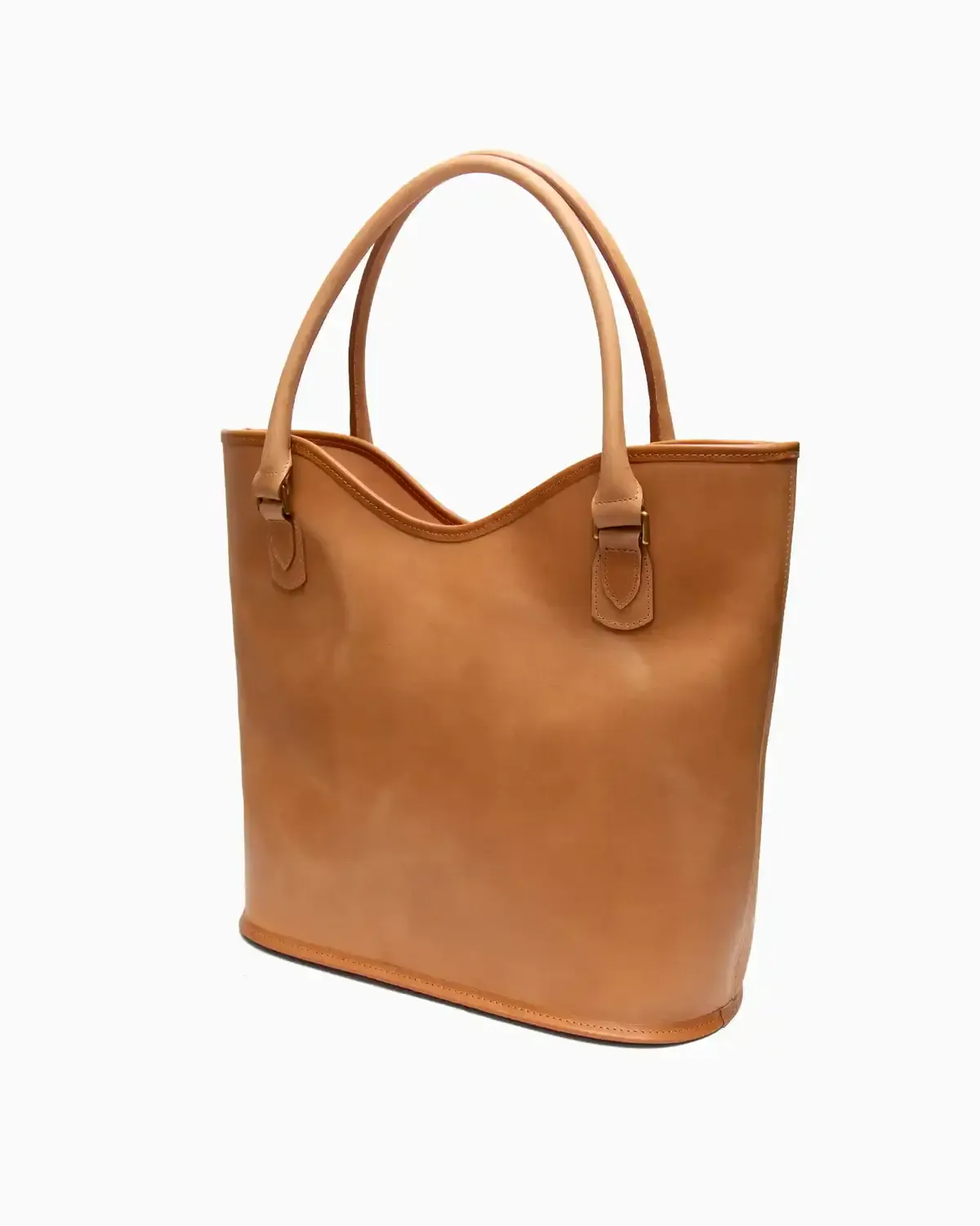 べオーマ | かたちで魅せる、大人のトート。「L0106 The Maughan