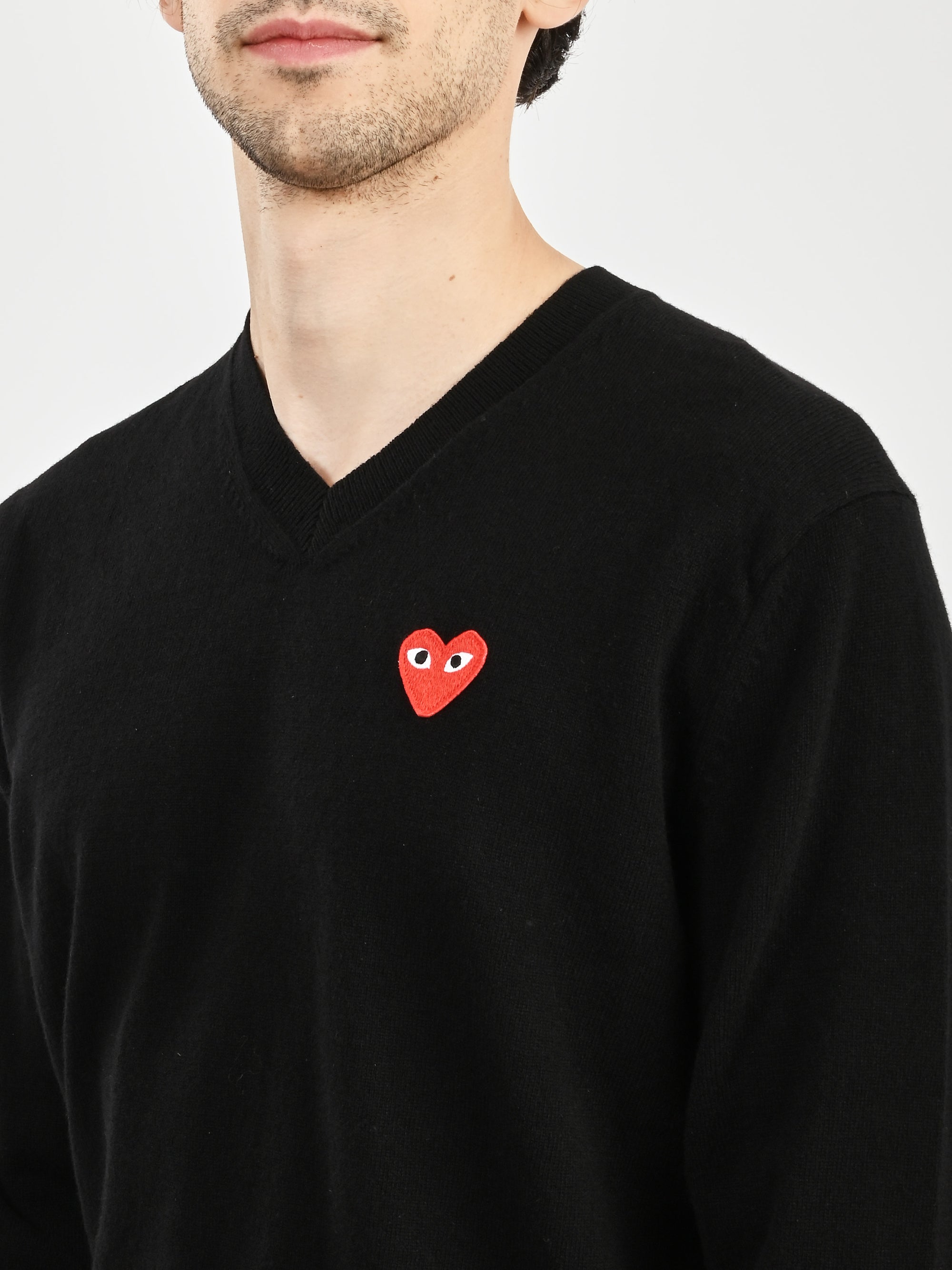 Comme Des Garçons PLAY - Black Red Heart Play V-Neck Pullover