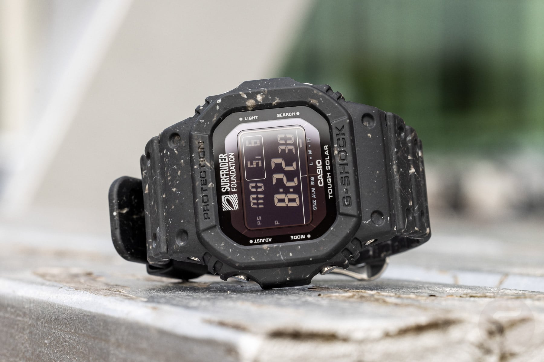 F】 Hands-On: The Casio G-Shock G-5600SRF-1