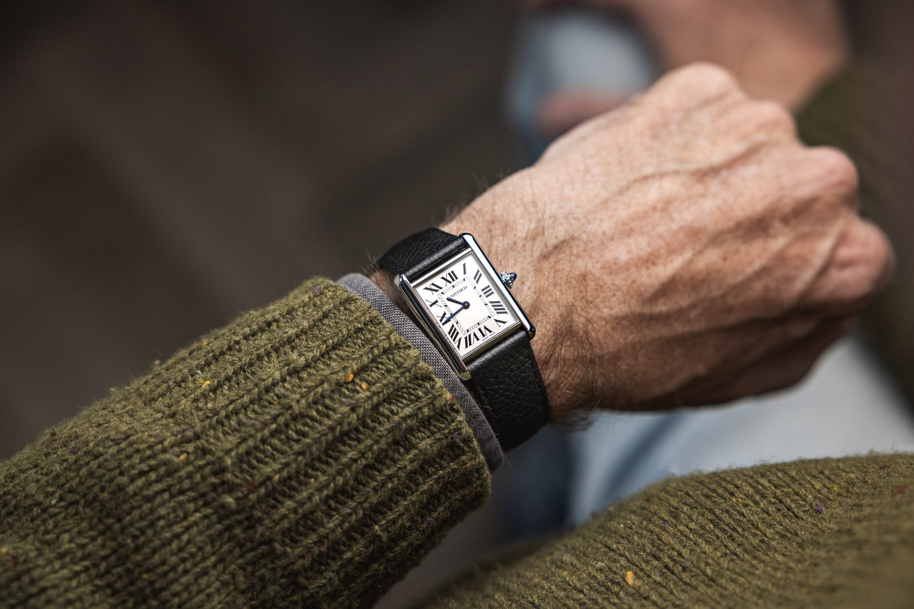 F】 Hands-On: Cartier Tank Must With SolarBeat Movement