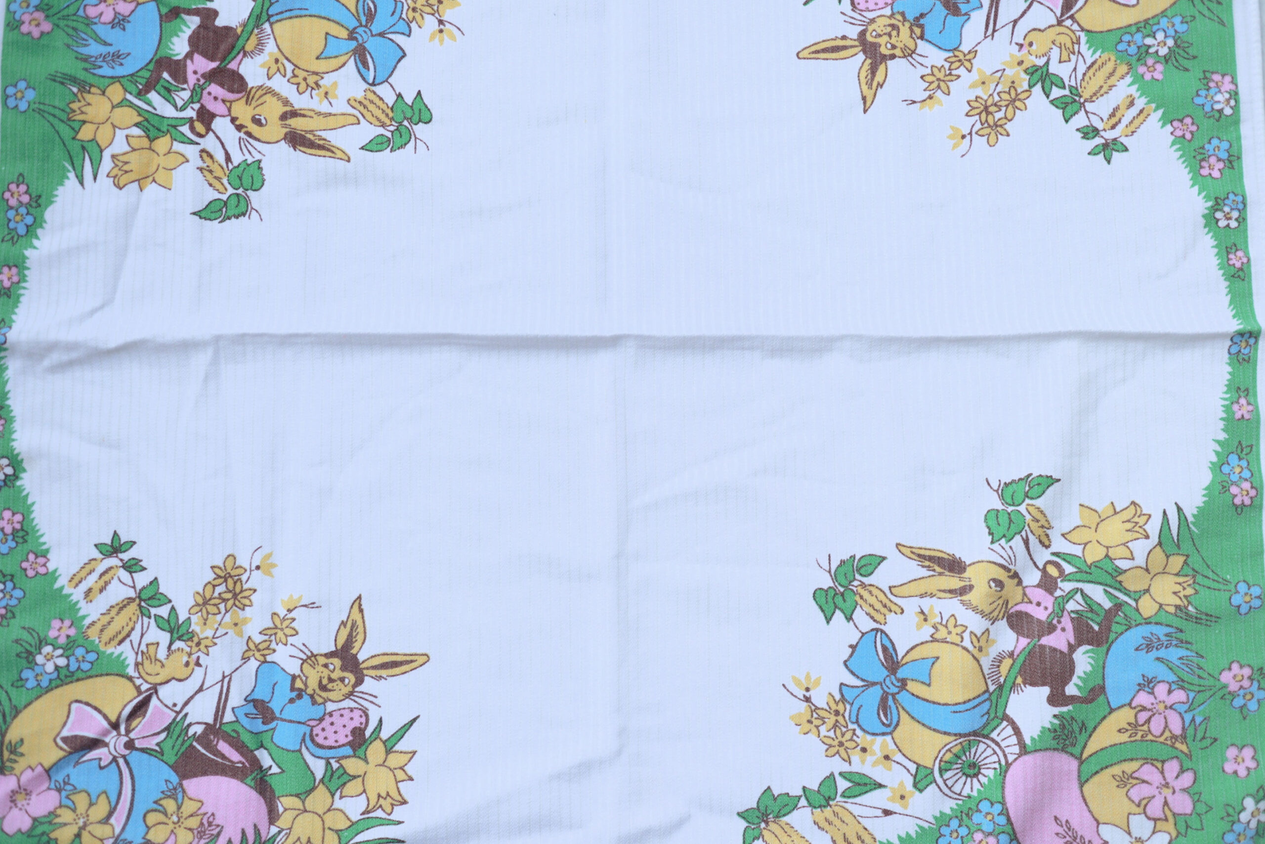 東欧レトロ イースターバニー柄ヴィンテージクロス | Frau Vintage