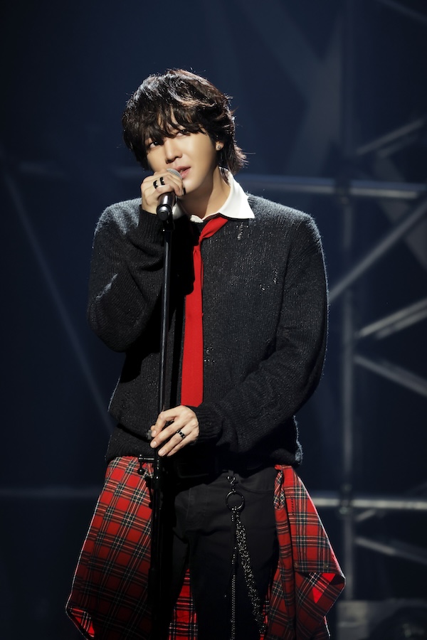 チャン・グンソク率いるバンドCHIMIRO 一足早いクリスマスライブが大