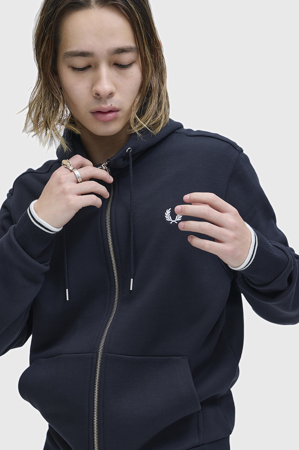 Hooded Zip Through Sweatshirt(S 198：BLACK): | FRED PERRY JAPAN