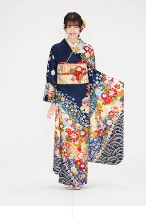 振袖ブランド「鈴乃屋」のデザイン・評判・価格｜ふりる