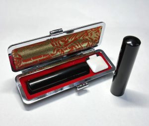 黒水牛とオランダ水牛の違いは？印鑑素材の選び方と手入れ方法