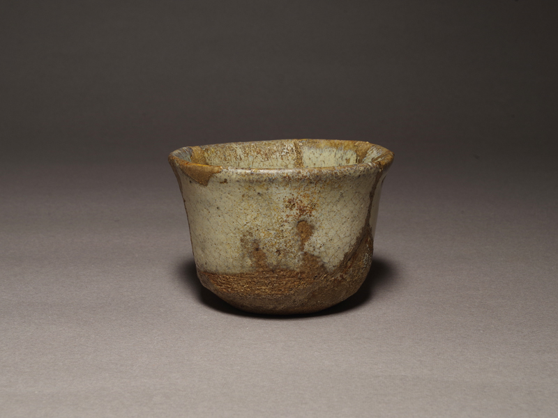 ヨーロッパの 塩笥 盃 筒盃 酒器 古美術 古道具 アンティーク 安南酒器 酒盃 皿 古陶磁 骨董 アンティーク