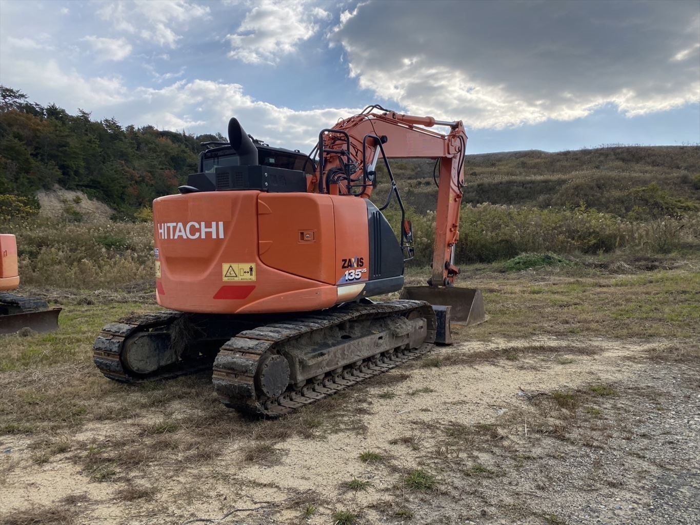 買取・入荷情報 ZX135US-6 ブレード（排土板）・配管付き 日立建機