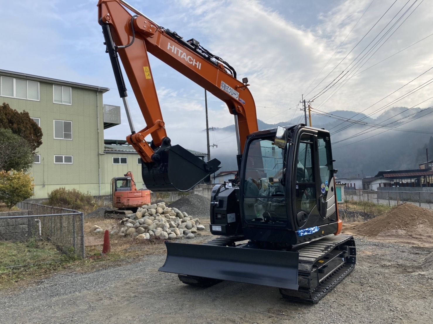 新車納入実績】日立建機油圧ショベル「ZX75US-5B」のご紹介！◇新車