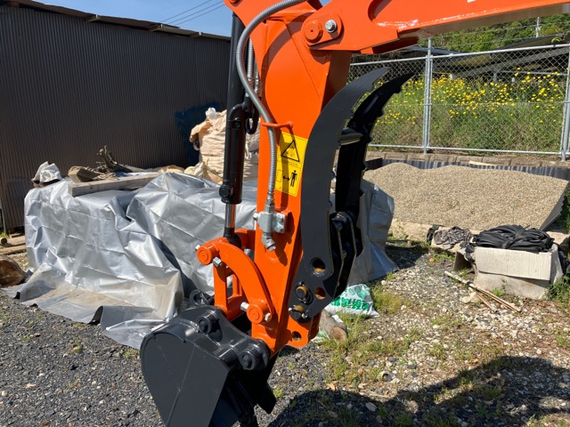 新車納入実績】日立建機 ミニ油圧ショベル「ZX20U-5A」のご紹介