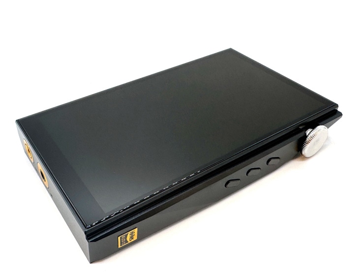 iBasso Audio DX260 レビュー | 直線的なデザインとソリッドな音質が