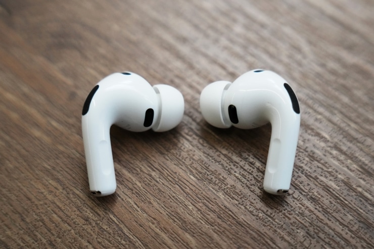 AirPods Pro 3と他社の人気ワイヤレスイヤホンを比較 | 音質や
