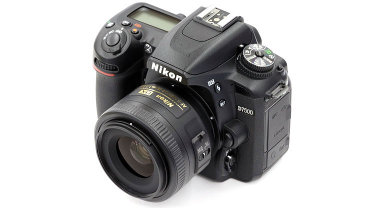 Nikon AF-S NIKKOR 35mm f/1.8G DX フード付き Amazon.com : Nikon AF