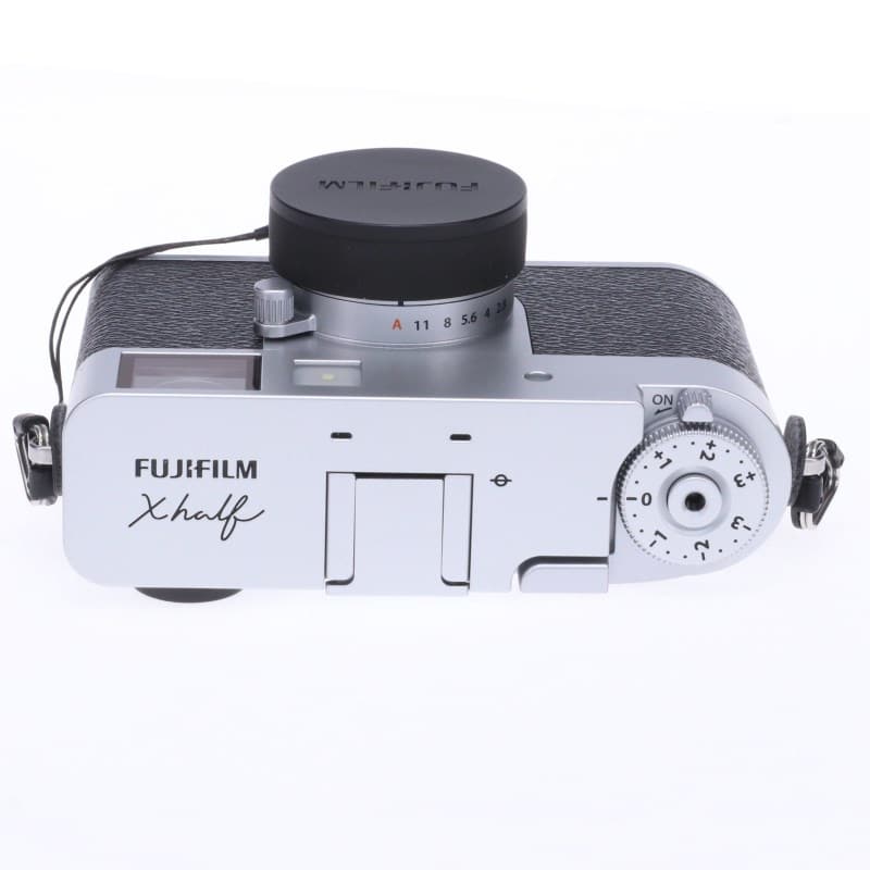 富士フイルム X half (FUJIFILM X-HF1) シルバー ABランク 中古