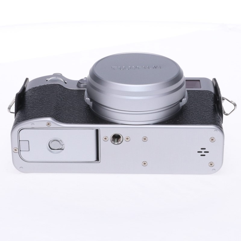 富士フイルム FUJIFILM X100VI ボディ シルバー 中古 C2120179847317