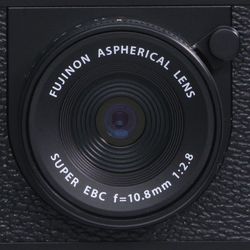 富士フイルム X half (FUJIFILM X-HF1) ブラック 中古 C2120193342737