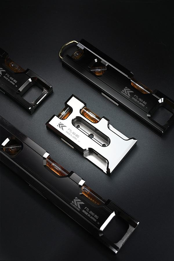 新製品】KUROKINスイッチボックス用水平器がついに登場 – フジ矢 株式