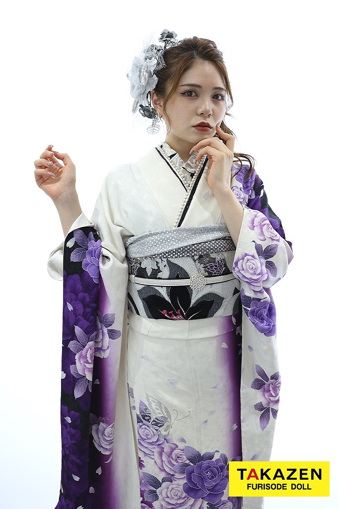 安い プチプラモード系 白/紫 バラ柄 グラデーション 目立つ 派手