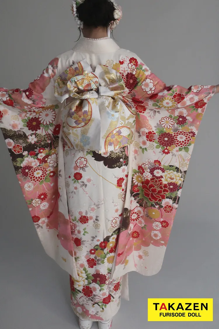 正統派古典 白ピンク 牡丹柄 かわいい振袖 金彩刺繍京友禅 女の子