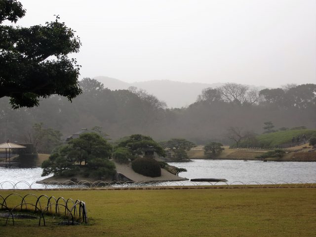 岡山城 | 日本100名城ガイド日本100名城ガイド