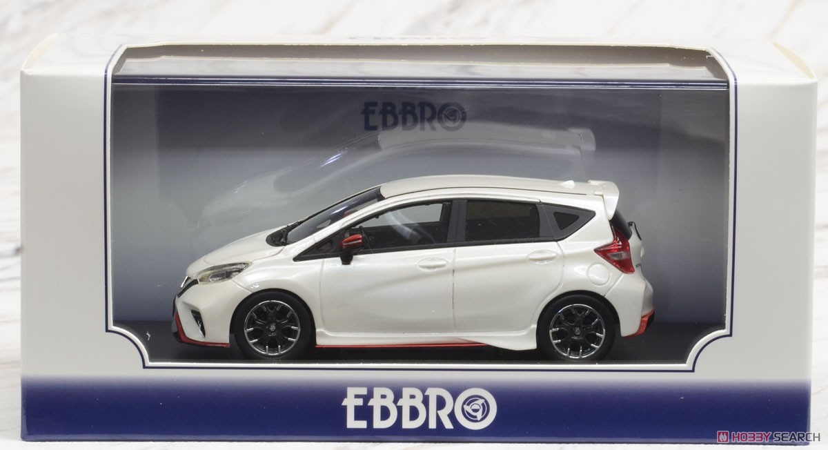 Nissan Note Nismo S Brilliant White Pearl (Diecast Car