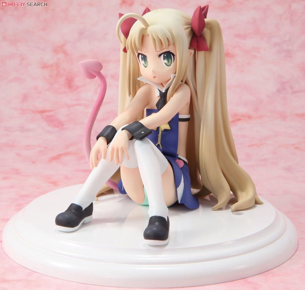 アスタロッテのおもちゃ アスタロッテ・ユグヴァール (フィギュア