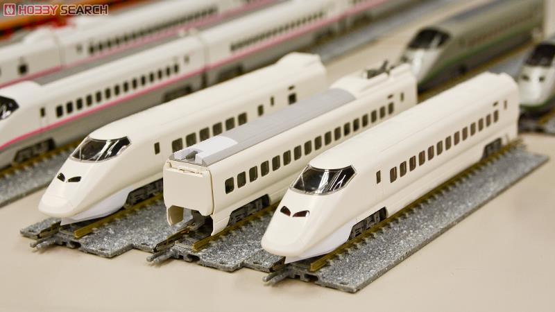 JR E3-2000系 山形新幹線 (つばさ・新塗装) 基本セット (基本・3両