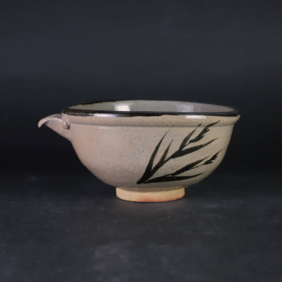 663『伊羅保 片口型 酒盃』ぐい呑 /骨董品 古美術 アンティーク 古玩