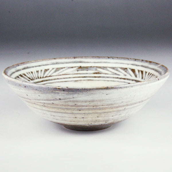 中里太郎右衛門窯 作 唐津三島山盃(寿) – ギャラリー一番館オンライン