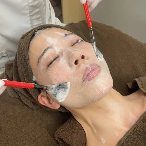 ララピール 第4世代ピーリング｜ソノクリニック 大阪・神戸