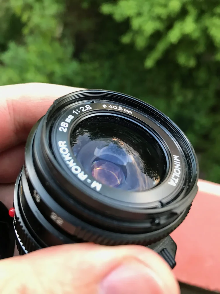 Minolta 28mm f/2.8 M-Rokkor - Shooting and Repairing - by Victor