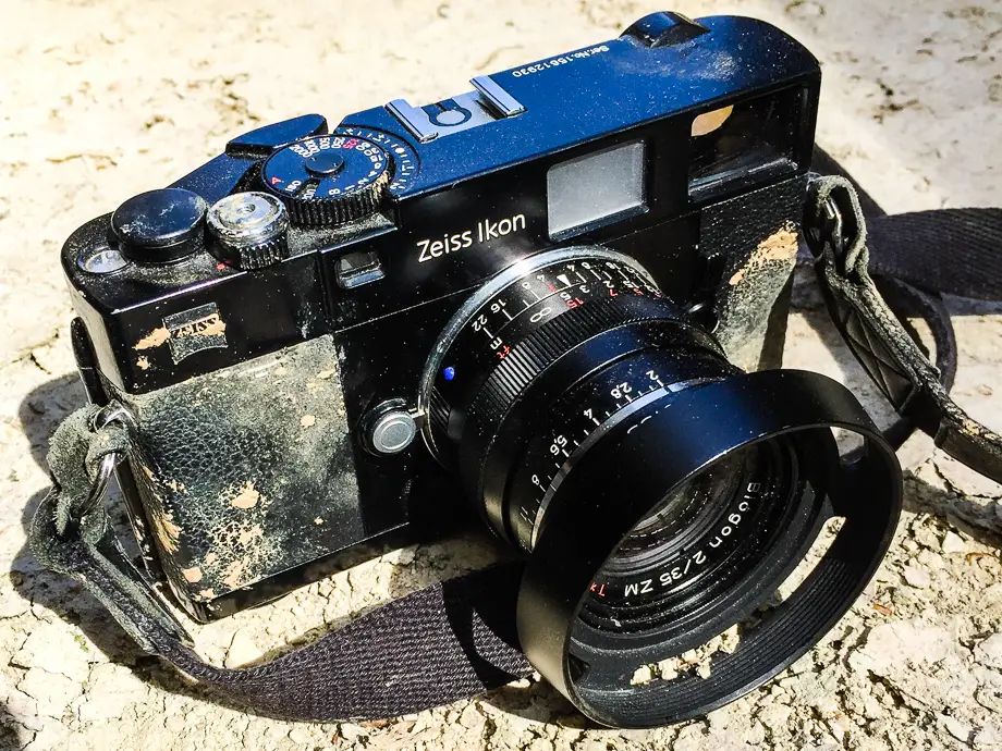 5 frames with a Zeiss Ikon ZM and its 35mm Biogon - By Alexis - 35mmc