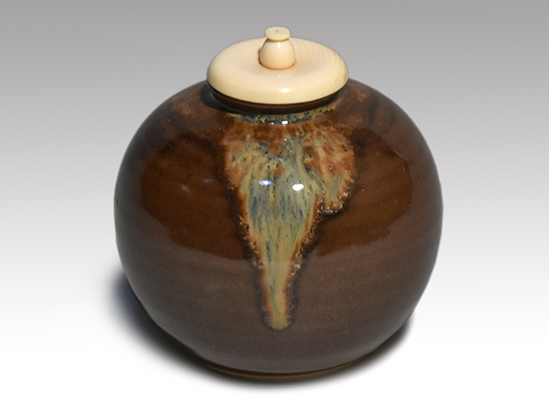 茄子茶入 万代喜山（作）象牙蓋 仕覆「定家緞子」 共箱 | 古美術ささき