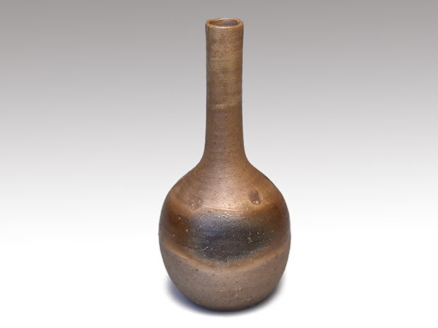 備前細口花入 山本陶秀（作) 共箱 人間国宝 | 古美術ささき