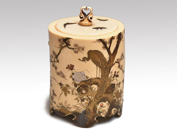 花鳥蒔絵 象牙蓋物 螺鈿珊瑚入り 光民（作） | 古美術ささき