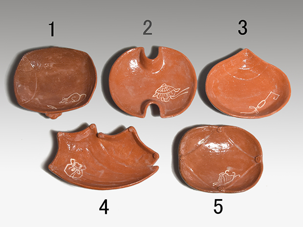 三代 中村道年（造）赤楽 宝尽向付5枚 共箱 八事窯 | 古美術ささき