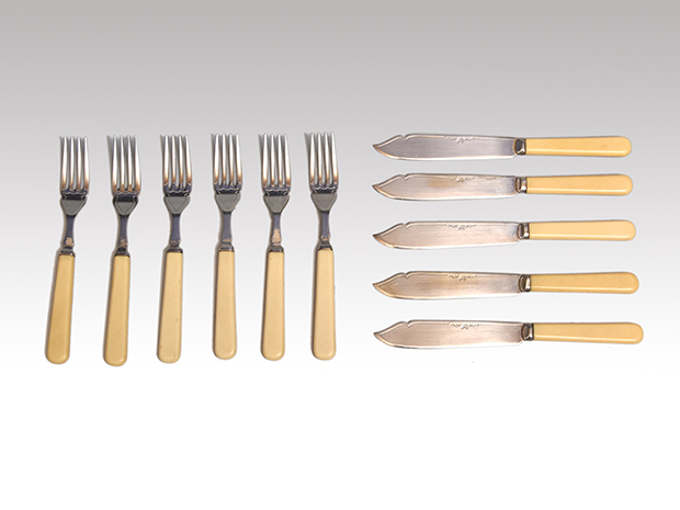 英国 YEOMAN シルバープレート 象牙 カトラリー 11本セット（フォーク