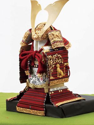 竹虎雀赤糸威鎧 |