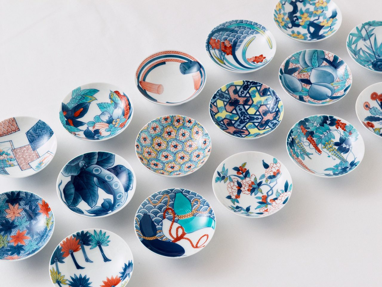 鍋島焼 | 工芸用語集 | KOGEI STANDARD | 日本工芸のオンラインメディア